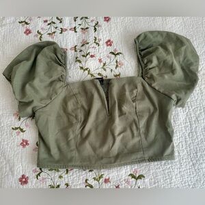 🍃Chic Olive Puff‎ Sleeve Blouse 🍃